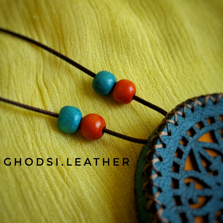 کیف حرز و دعا چرم طبیعی گاوی و شتر دایره ای دست دوز کد 32
